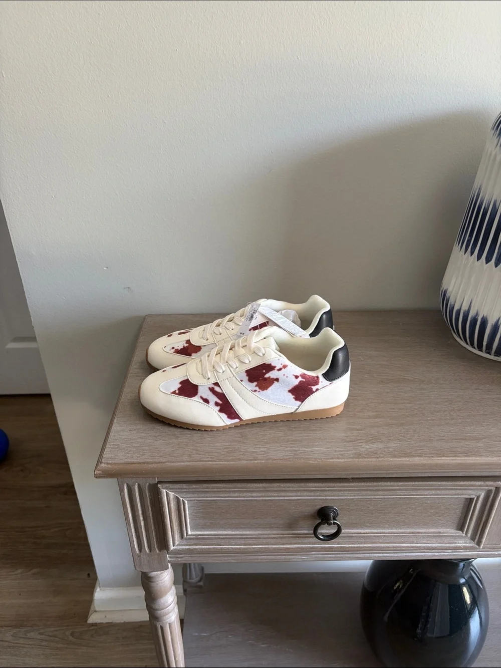 GAP Cream Sneakers with Burgundy Cow-Print and Black Heel